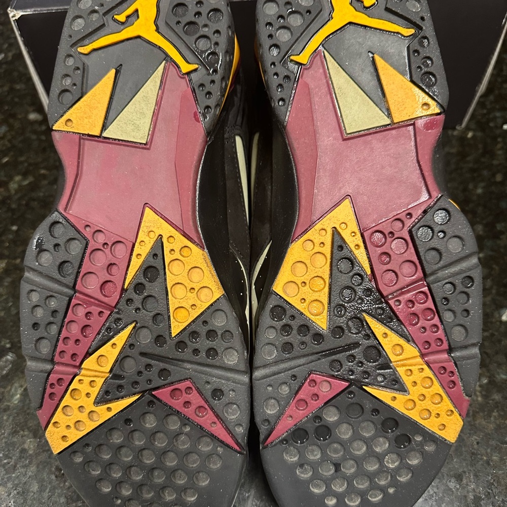 Jordan 7 Retro Olive - Picture 4 of 8